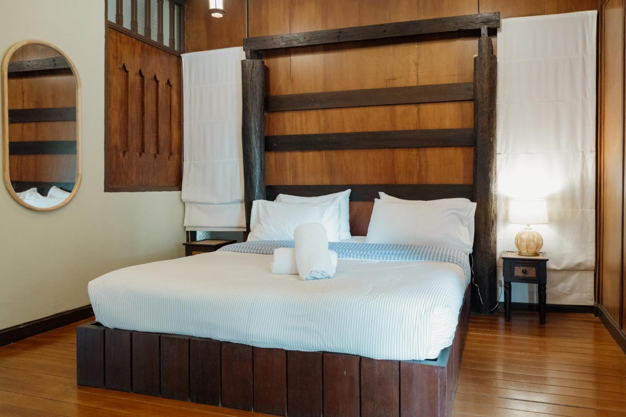 The Yard Hostel Чиангмай Екстериор снимка